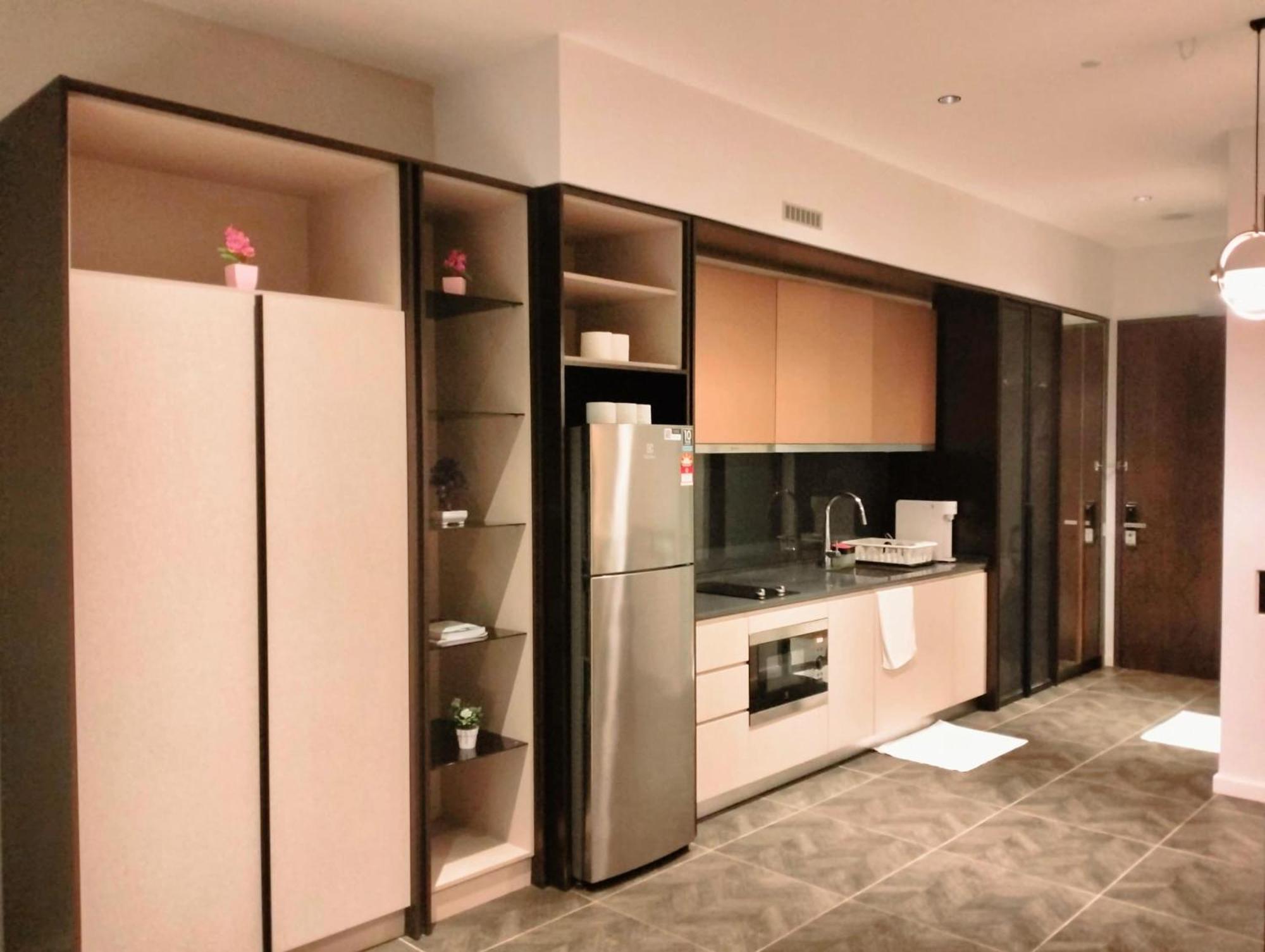 Scarletz Suites Klcc By Signature Apartment Kuala Lumpur Exterior foto