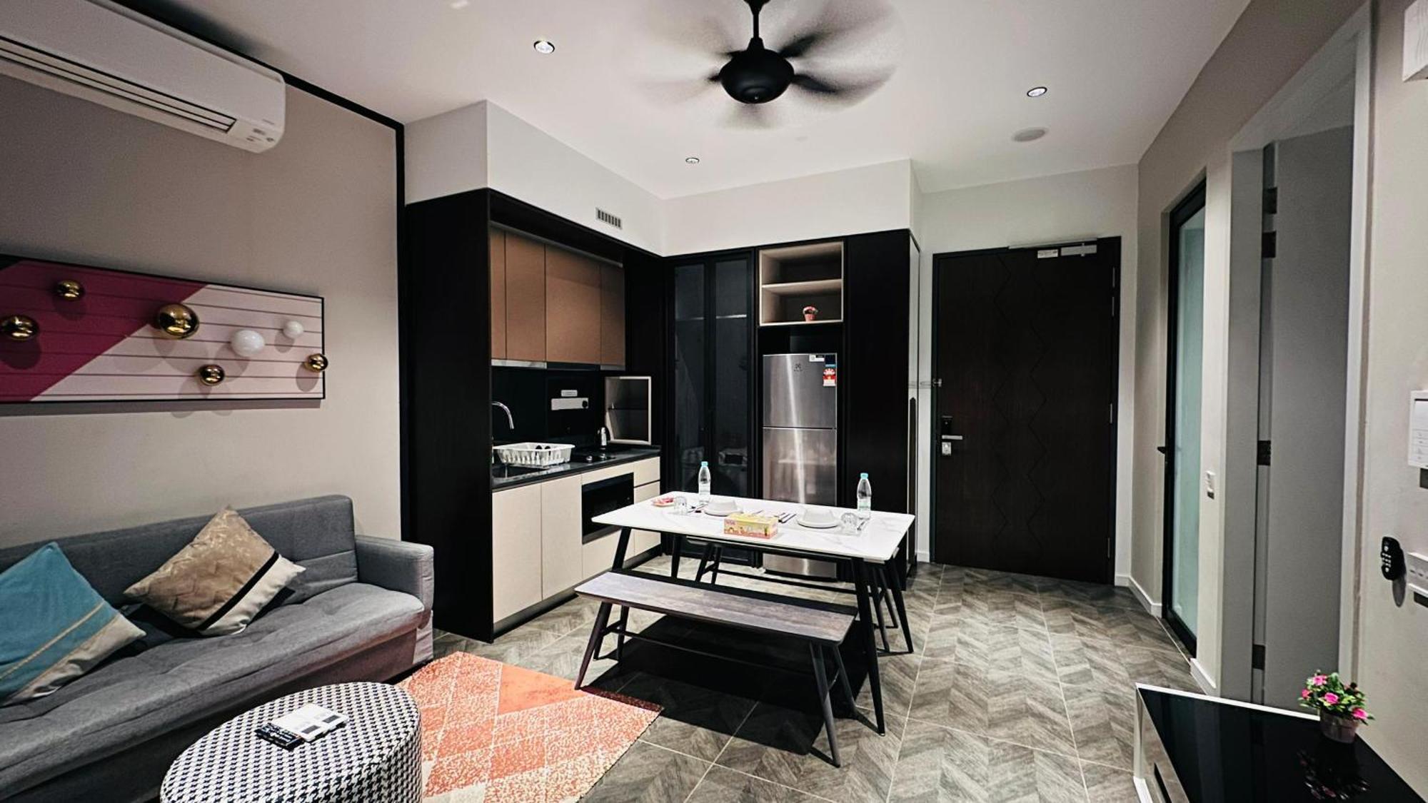 Scarletz Suites Klcc By Signature Apartment Kuala Lumpur Habitación foto